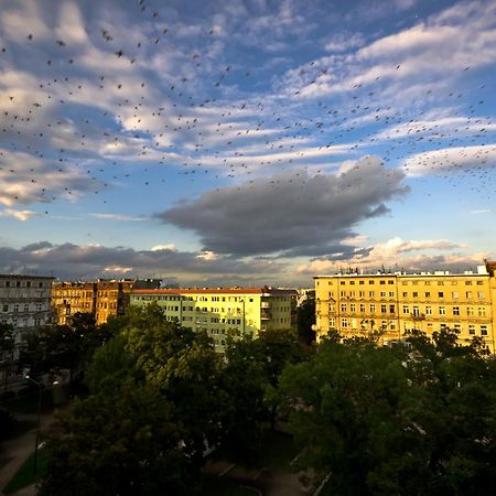 Cilantro Bed & Breakfast Вроцлав Екстериор снимка