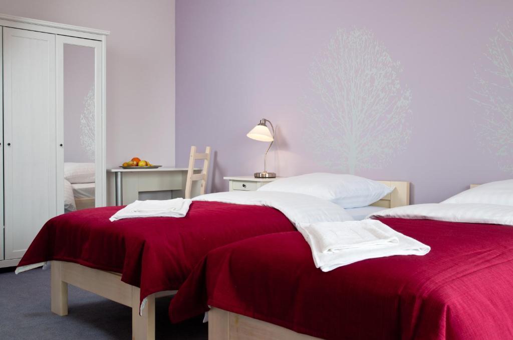 Cilantro Bed & Breakfast Вроцлав Стая снимка