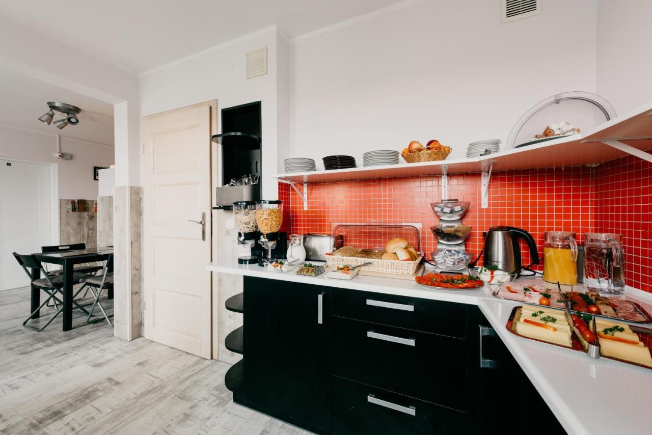 Cilantro Bed & Breakfast Вроцлав Екстериор снимка